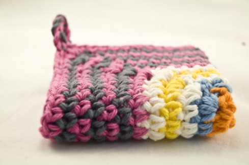 Free Pattern: Particularly Pink Crochet Dishcloth