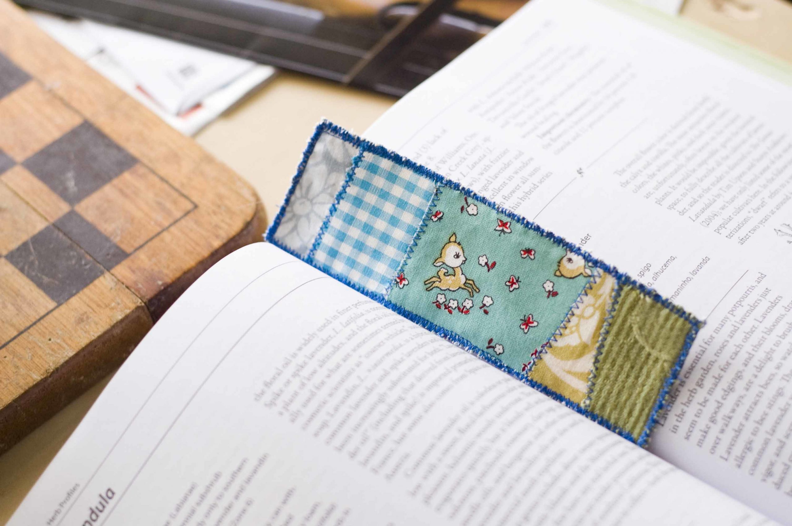 How To: Fabric Stitchy Bookmark