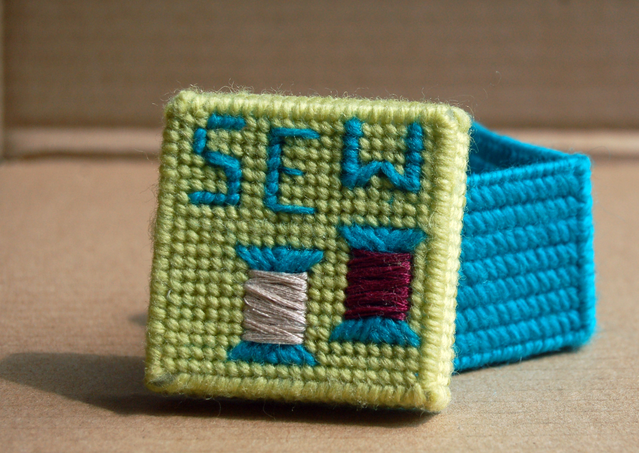 Grandma’s Sew Kit | Free Plastic Canvas Embroidery Project